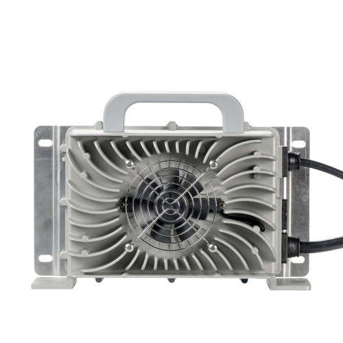 Rebelcell 12.6V35A acculader waterdicht - 12V100 AV / 12V140 AV / 12V190 - 00710587 07 small - 00710587